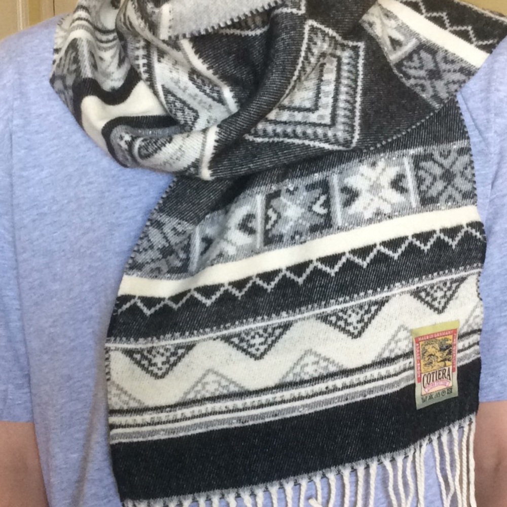Men’s scarf
